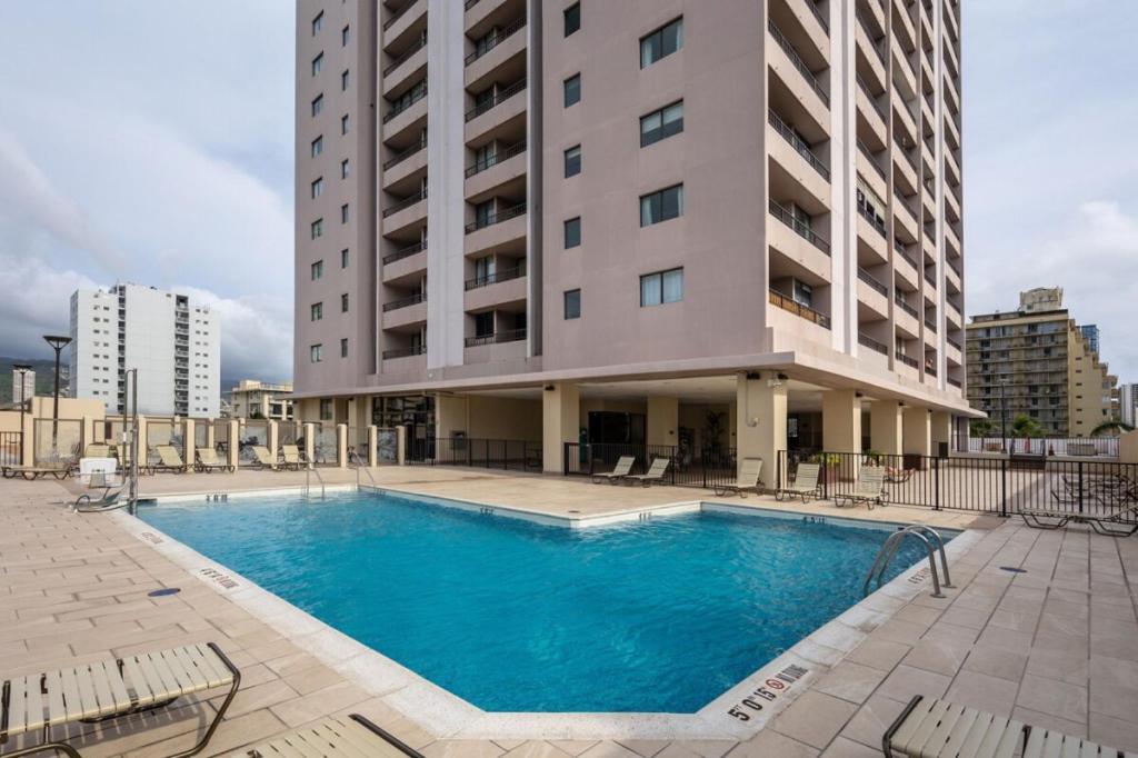 Heart Of Waikiki,1Bdrm,Free Parking, Wifi,No Resort Fees,Youtube,Netflix ! Хонолулу Екстериор снимка