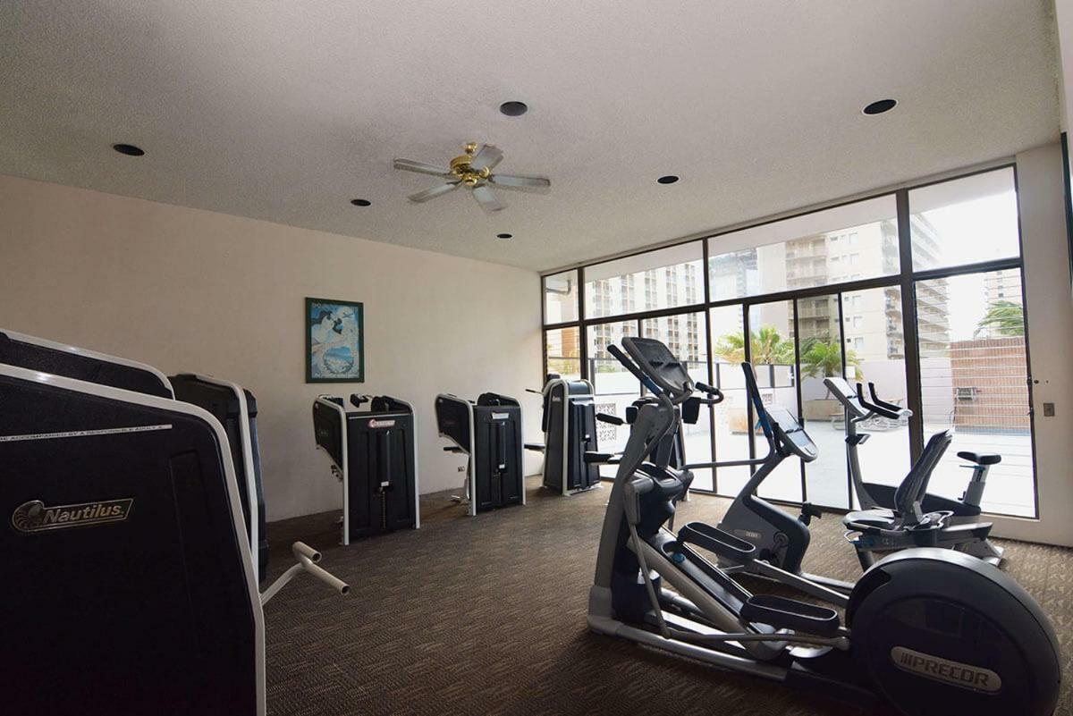 Heart Of Waikiki,1Bdrm,Free Parking, Wifi,No Resort Fees,Youtube,Netflix ! Хонолулу Екстериор снимка
