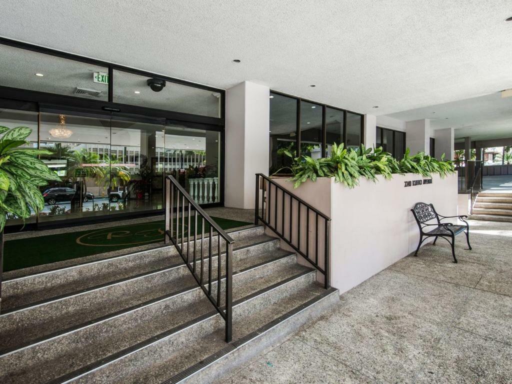 Heart Of Waikiki,1Bdrm,Free Parking, Wifi,No Resort Fees,Youtube,Netflix ! Хонолулу Екстериор снимка