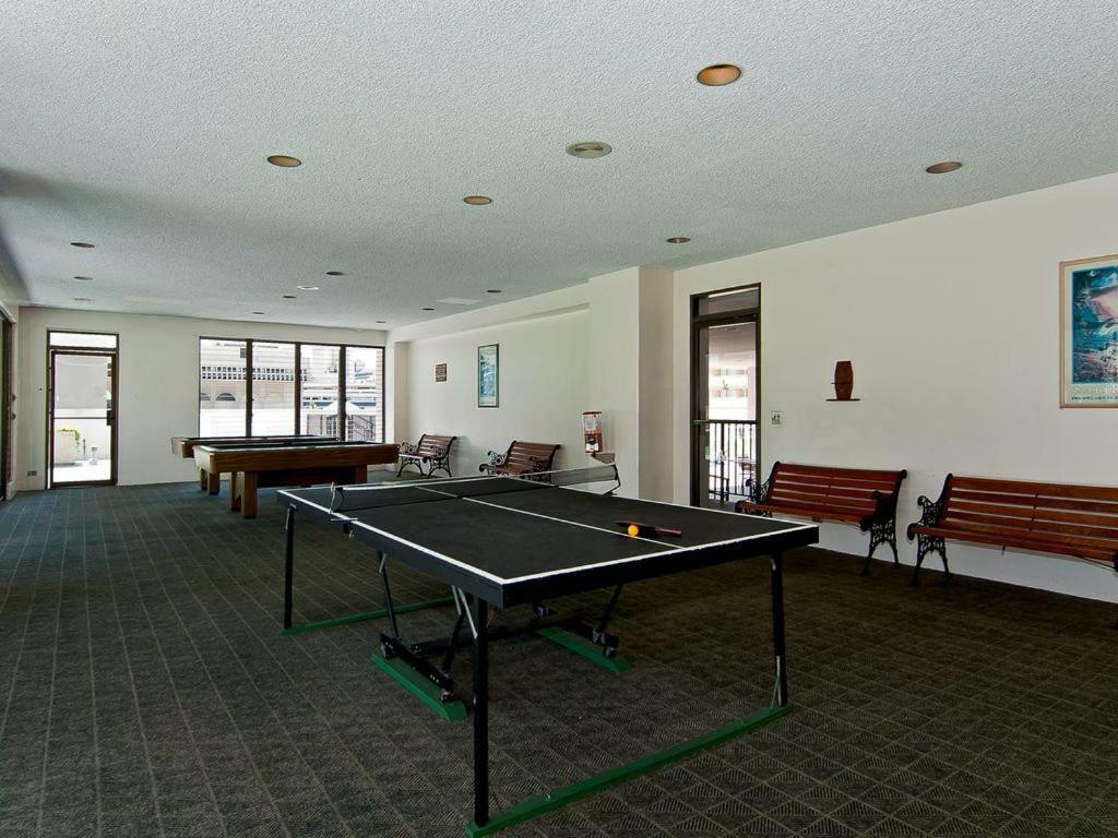 Heart Of Waikiki,1Bdrm,Free Parking, Wifi,No Resort Fees,Youtube,Netflix ! Хонолулу Екстериор снимка